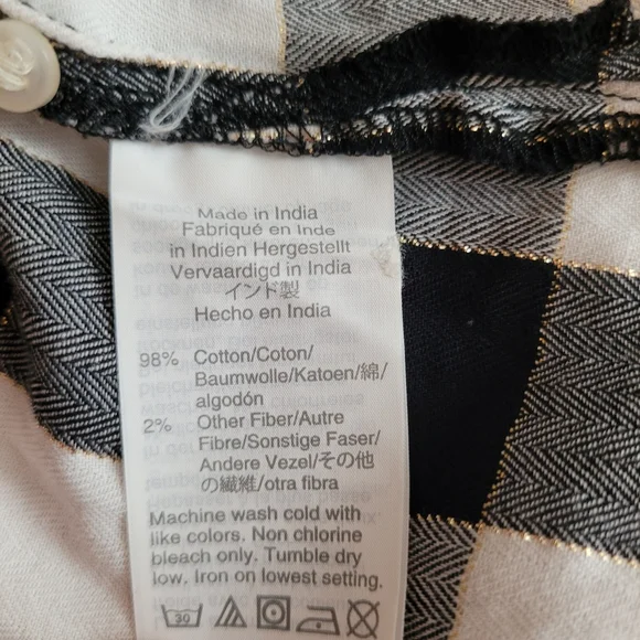 J Crew Womens Open Ruffle V Neck Button Up Blouse Black White Plaid Preppy - Picture 7 of 7